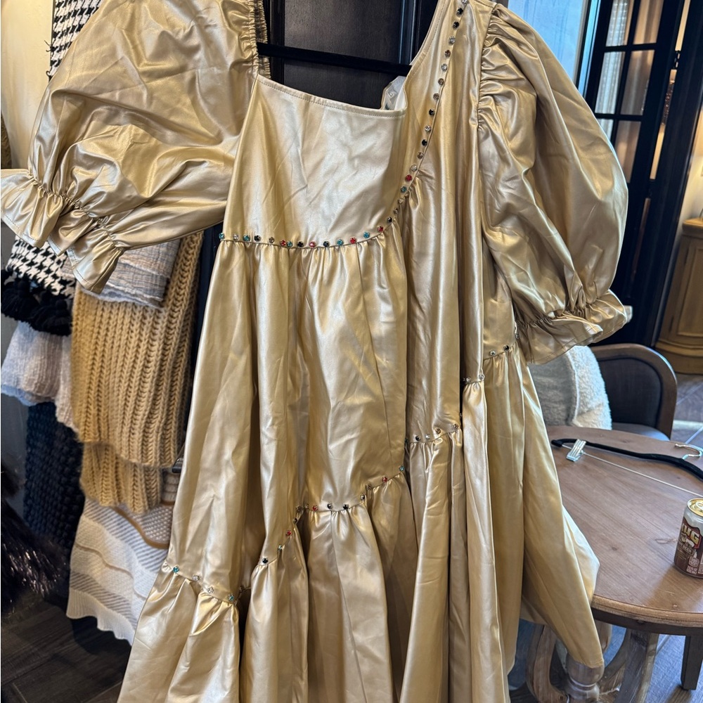 Elegant Gold Puff Sleeve Dress